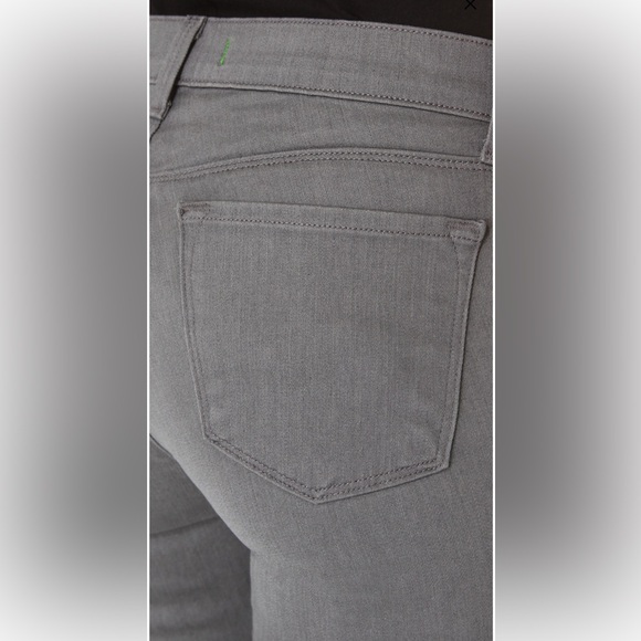 J BRAND…Super Skinny Jeans - Picture 3 of 6